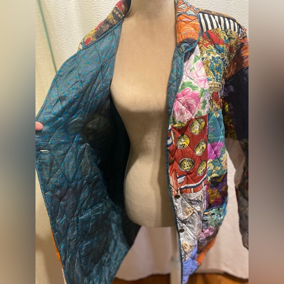 Colorful Patchwork Button-Up Silk Reversible jacket - Picture 3 of 7